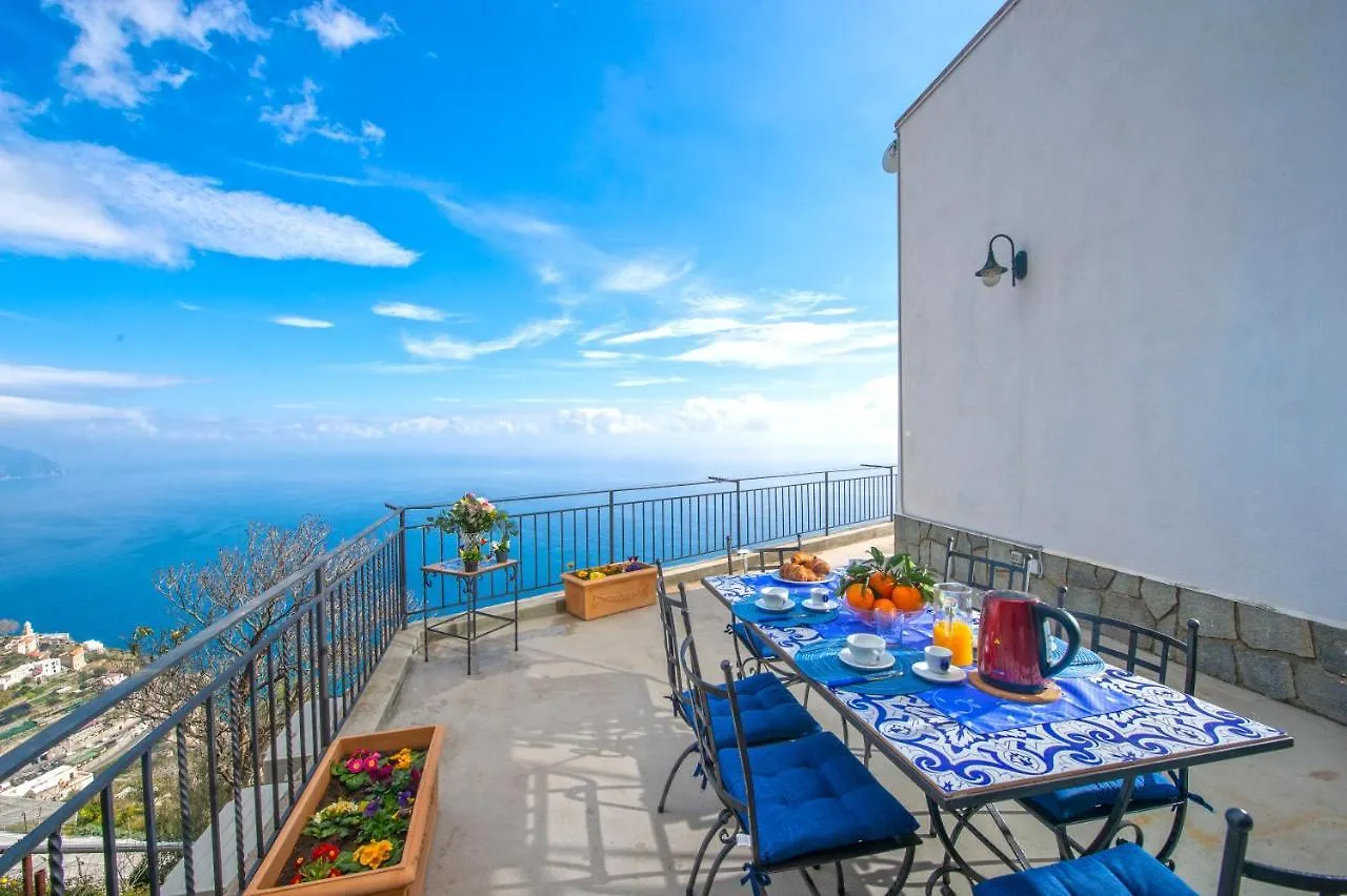 Amalfi Hills 아파트 호텔
